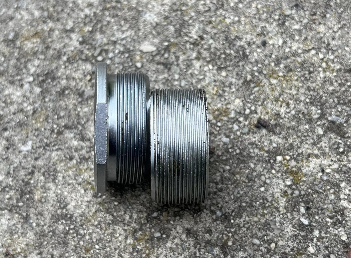 NOS NEW Shimano Cup & Cone Bottom Bracket Cups BSA Thread 1.37x24 Square Taper - Image 3