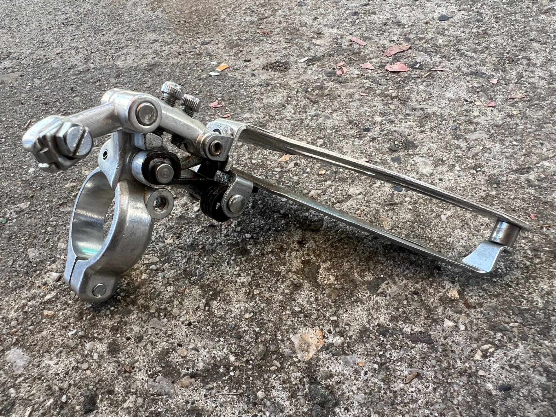 VGC Suntour Mountech Front Derailleur 28.6mm Vintage MTB ATB Triple Bottom Pull  - Image 3