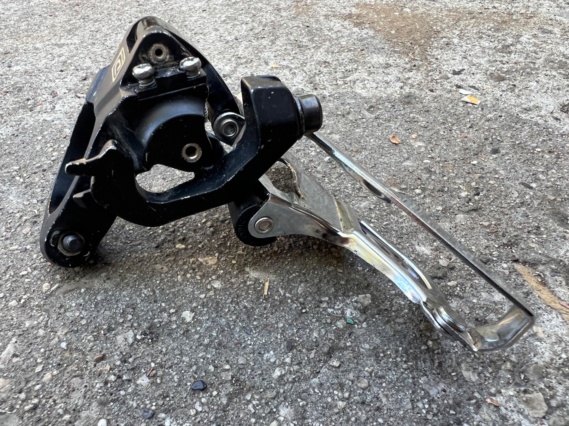 Shimano Deore XT FD-M781 34.9mm Dual Pull Front Derailleur 3x10 Triple MTB Black - Image 3
