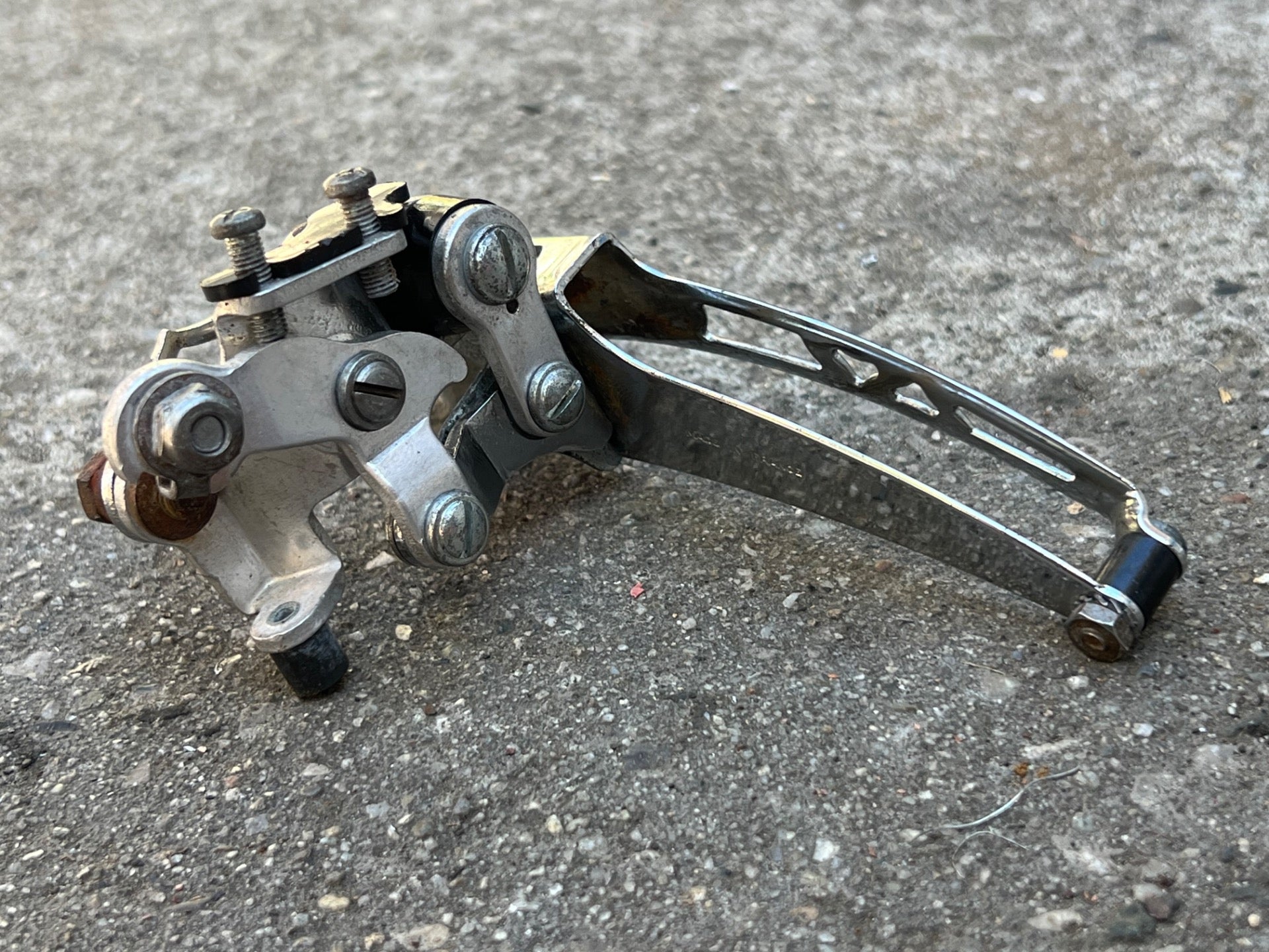 Huret 28.6mm Bottom Pull Front Derailleur 2x5 Chrome Vintage Double Road Touring - Image 3
