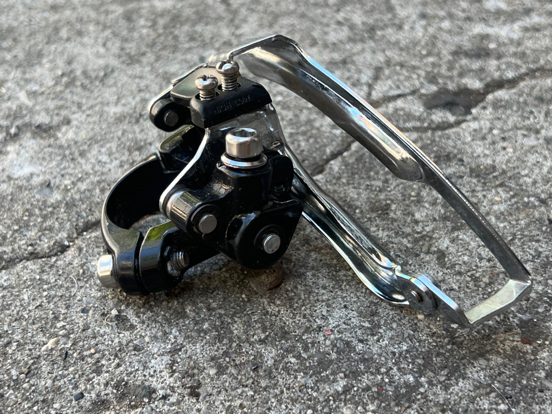 Shimano Deore LX M567 28.6mm Bottom Pull Front Derailleur 3x8 Triple Black MTB - Image 3