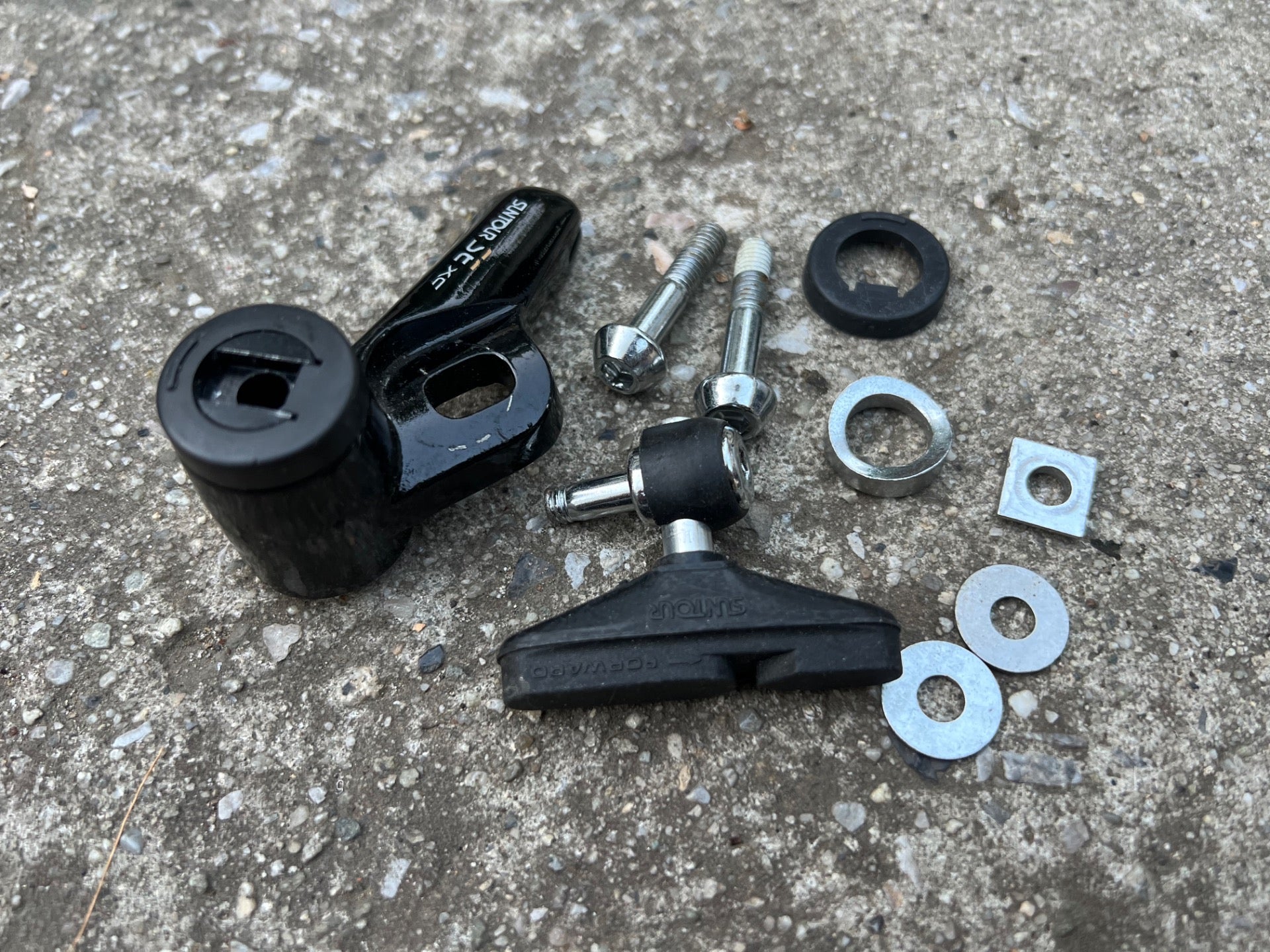 Suntour SE XC Left Brake Arm & Parts Bolts Washers Pad Cantilever Vintage Retro  - Image 3