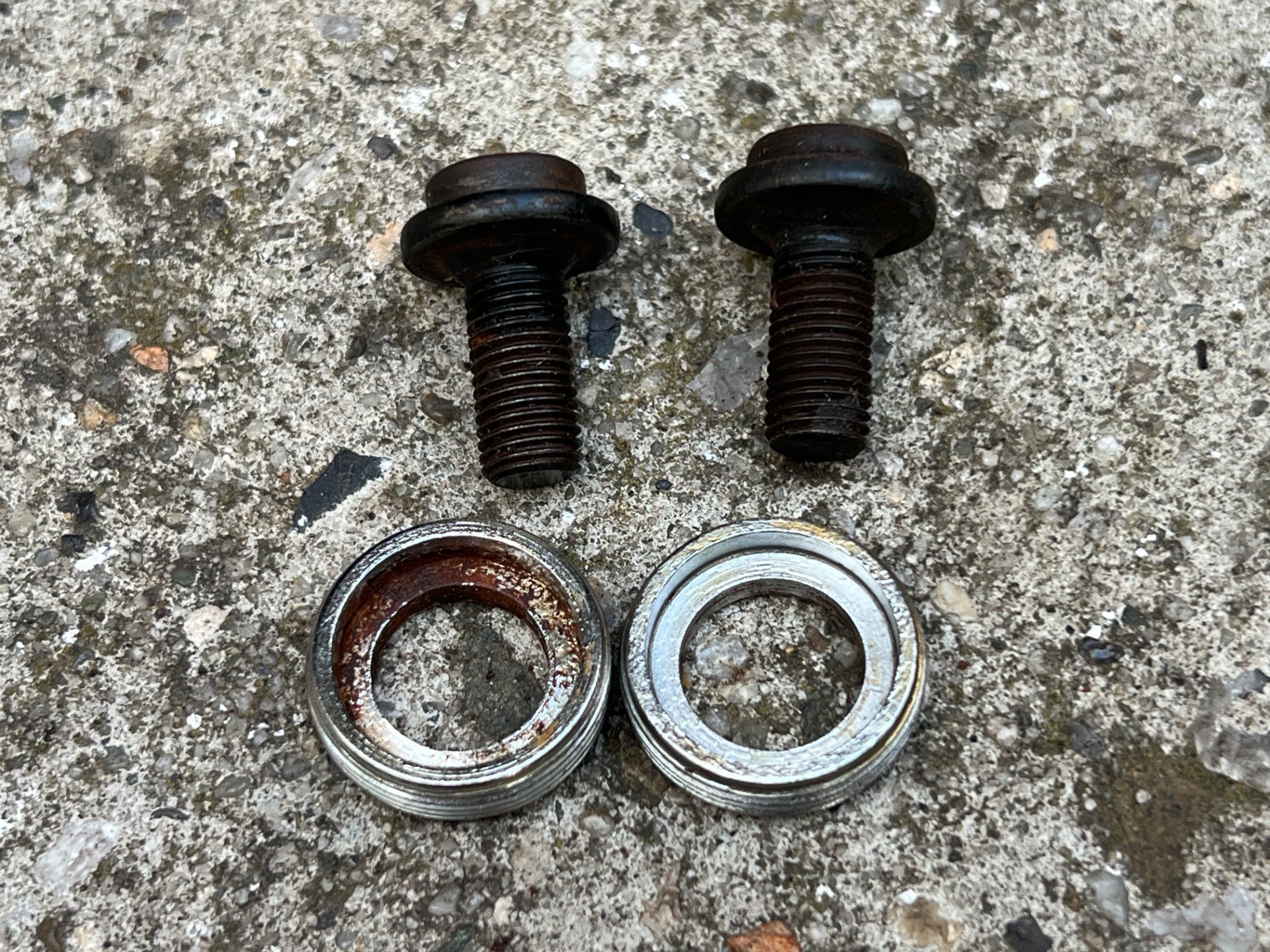 Shimano One Key Release Self Extracting Crank Bolts Vintage Road Touring Bike - Image 3