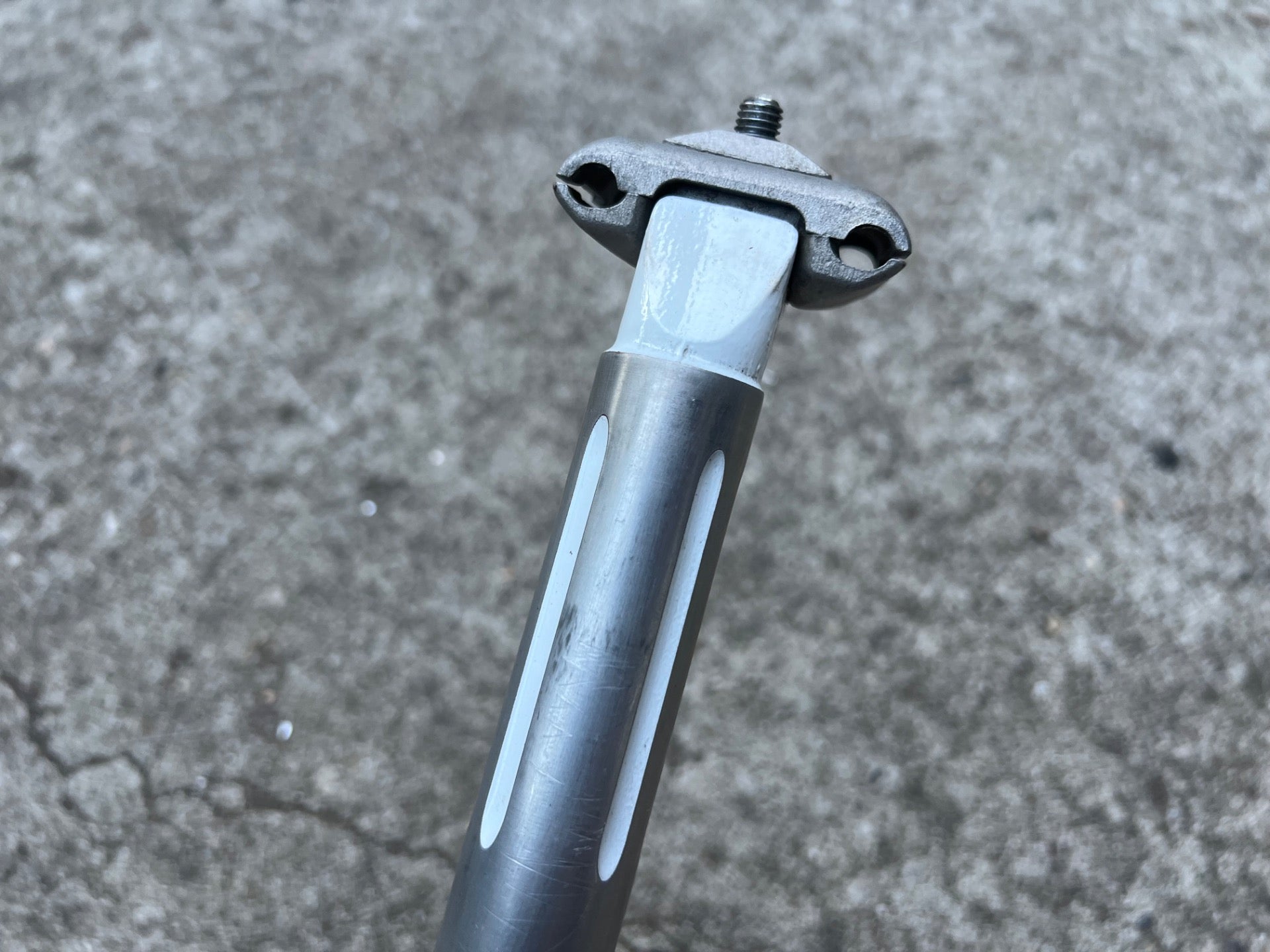 SR Laprade 26.0x220mm Seatpost Vintage Road Touring Bike White Silver Gray Retro - Image 3