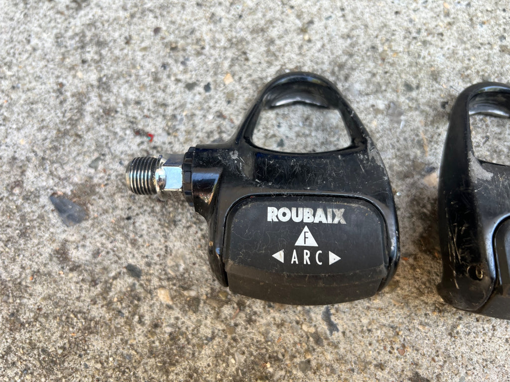 Used Look Roubaix Performance Clipless Pedals Black Vintage Retro Road ARC Gravel-Bicycle Bin