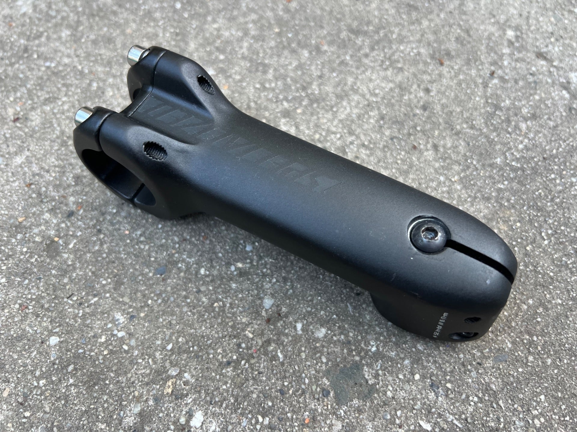 Specialized 110mm 31.8mm Aero Integrated Top Cap Stem 15 Deg 1 1/8in Black Road  - Image 3