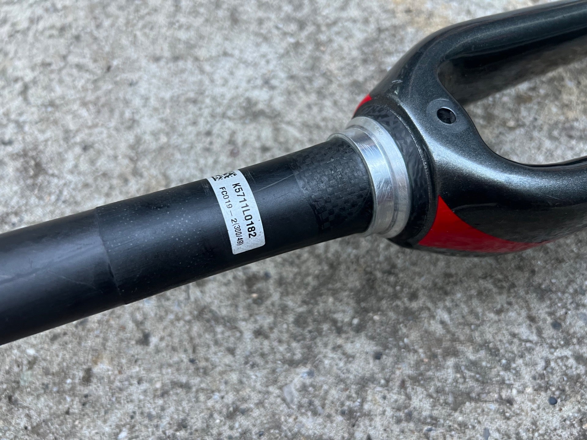 Specialized 700c Carbon Fork 1 1/8” to 1 1/4” Tapered Zertz SL3 Fact Gray Road  - Image 8