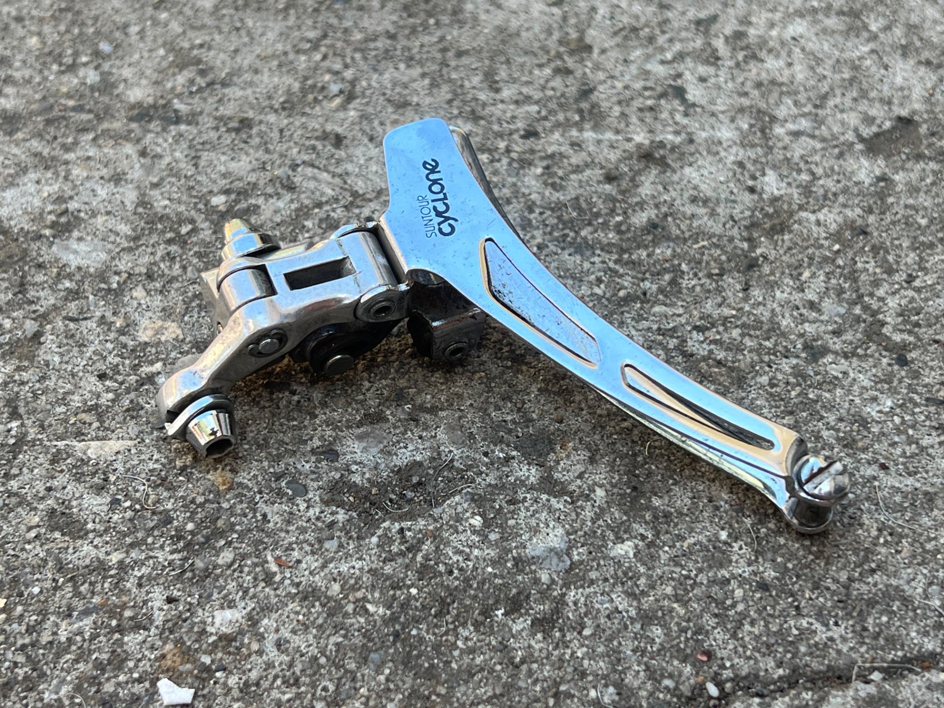 Suntour Cyclone Braze On Front Derailleur Bottom Pull Vintage Road Double Chrome - Image 3