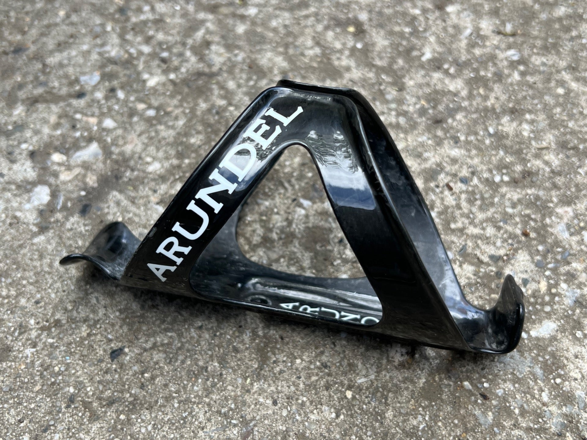 Arundel Carbon Fiber Bottle Cage Road Bike Black 33 Grams  - Image 3