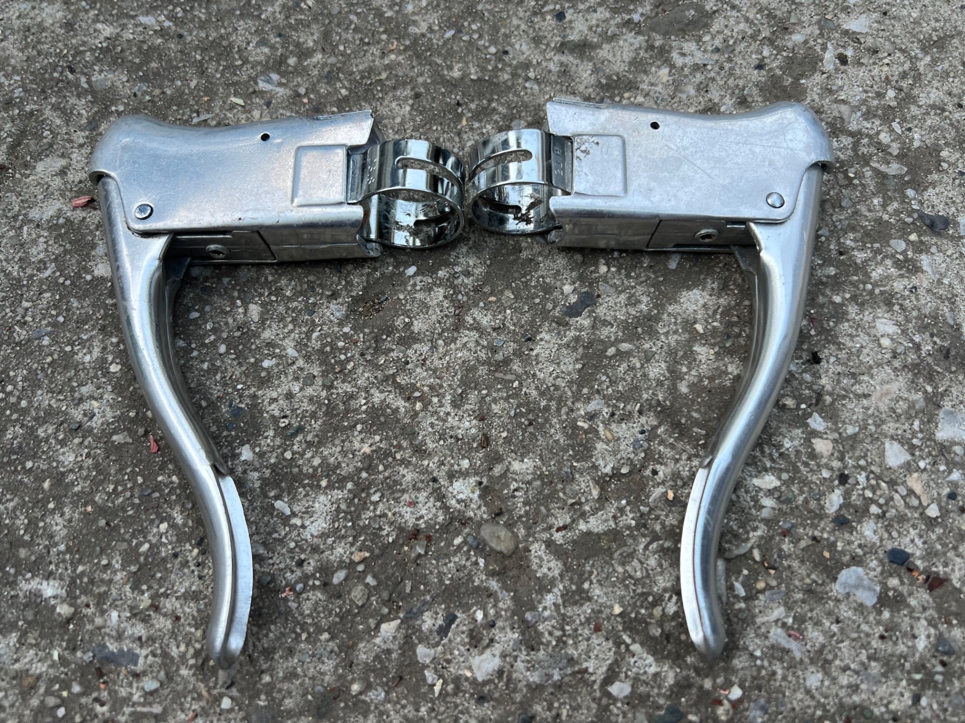 Shimano 600 AX Aero Brake Levers Vintage Retro Road Bike Drop Bar Silver Alloy - Image 3