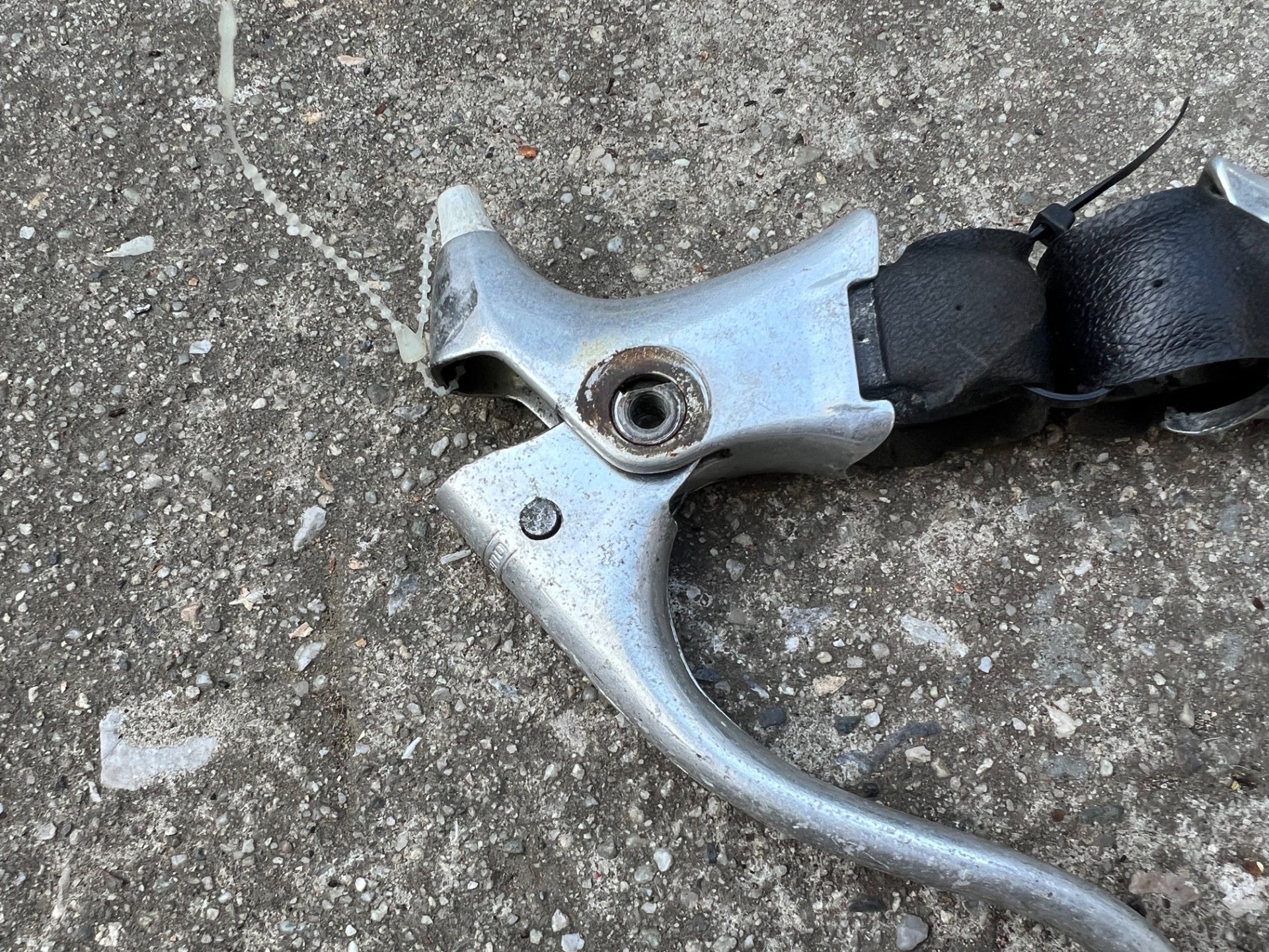 Shimano BL-Z304 Z Series Drop Bar Brake Levers Pair Vintage Retro Silver Road   - Image 3