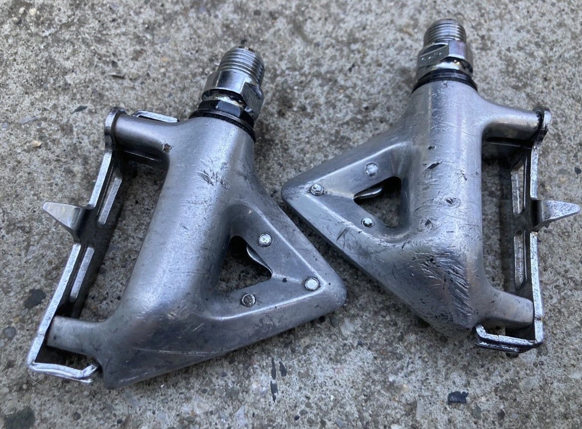 Shimano 600 PD-6400 Toe Clip Pedals Vintage Road Bike Retro Chrome Silver - Image 3