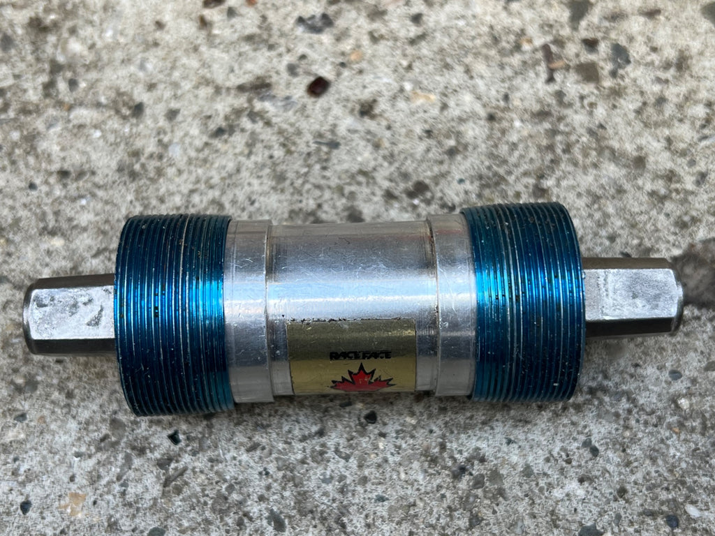 Raceface Titanium Taperlock Bottom Bracket 110mm English Thread 68/73mm Vintage  - Image 3