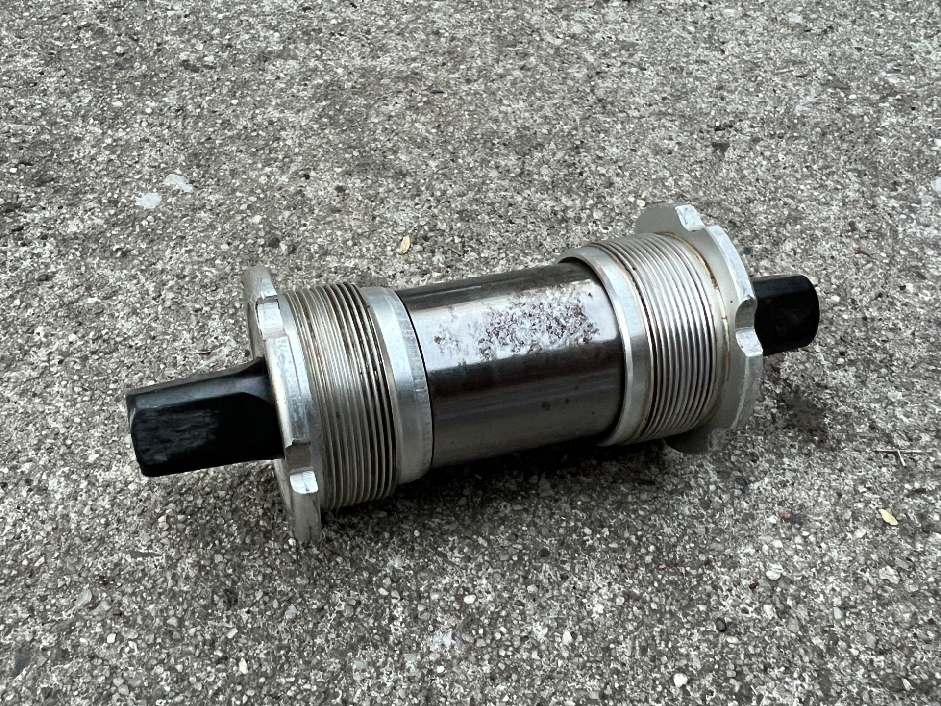 Campagnolo English 68x115.5mm Sealed Bearing Bottom Bracket Square Taper 1.37x24 - Image 3