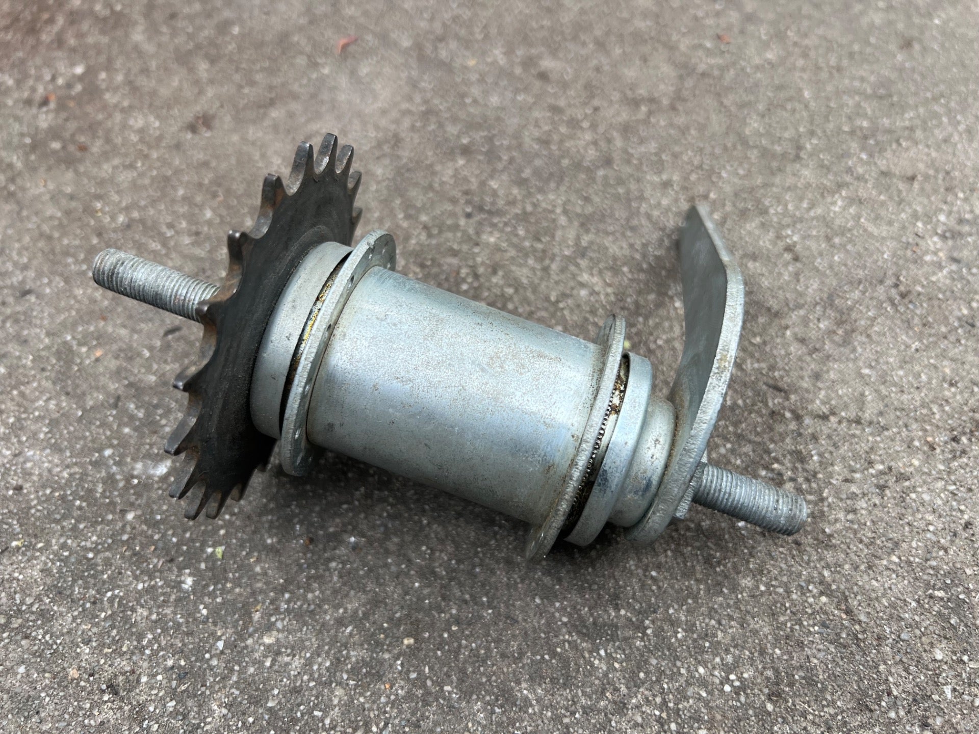 Mattatuck USA Rear Coaster Brake Hub 28H Hole Vintage Retro Steel American 20T  - Image 3