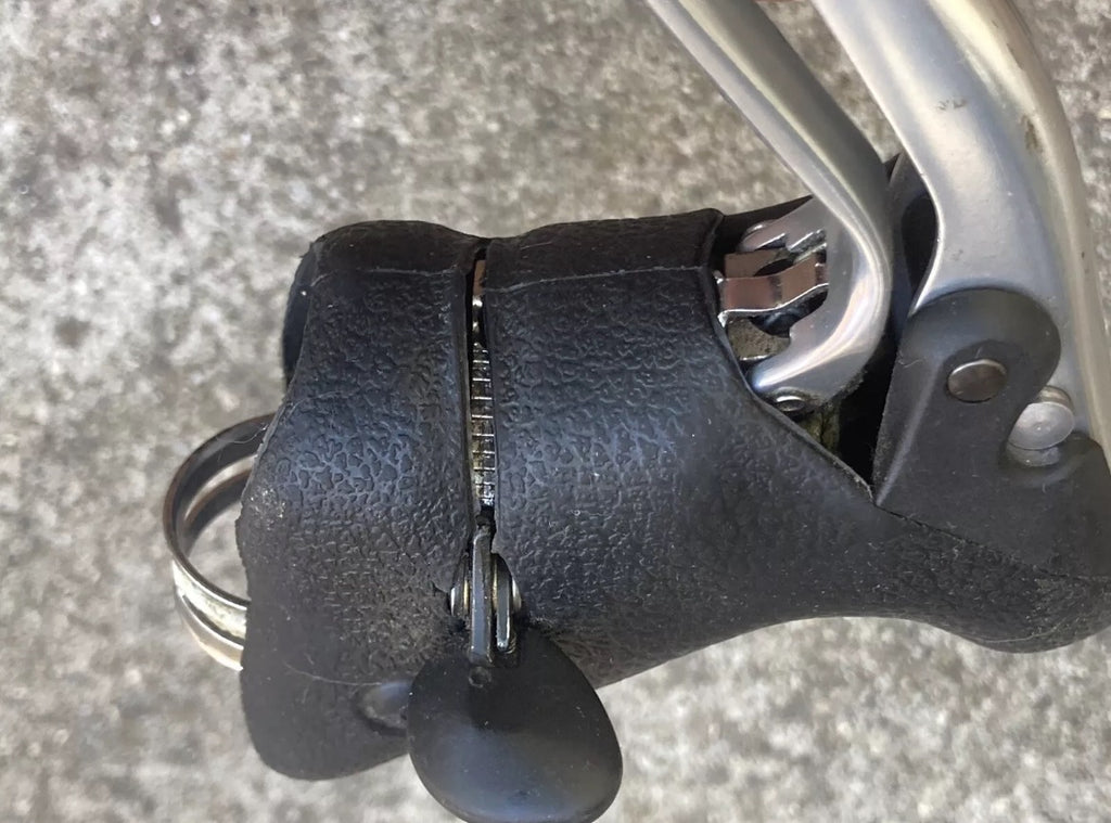 Campagnolo Veloce Right 9 Speed Shifter Brifter Ergopower Vintage Road Bike - Image 4
