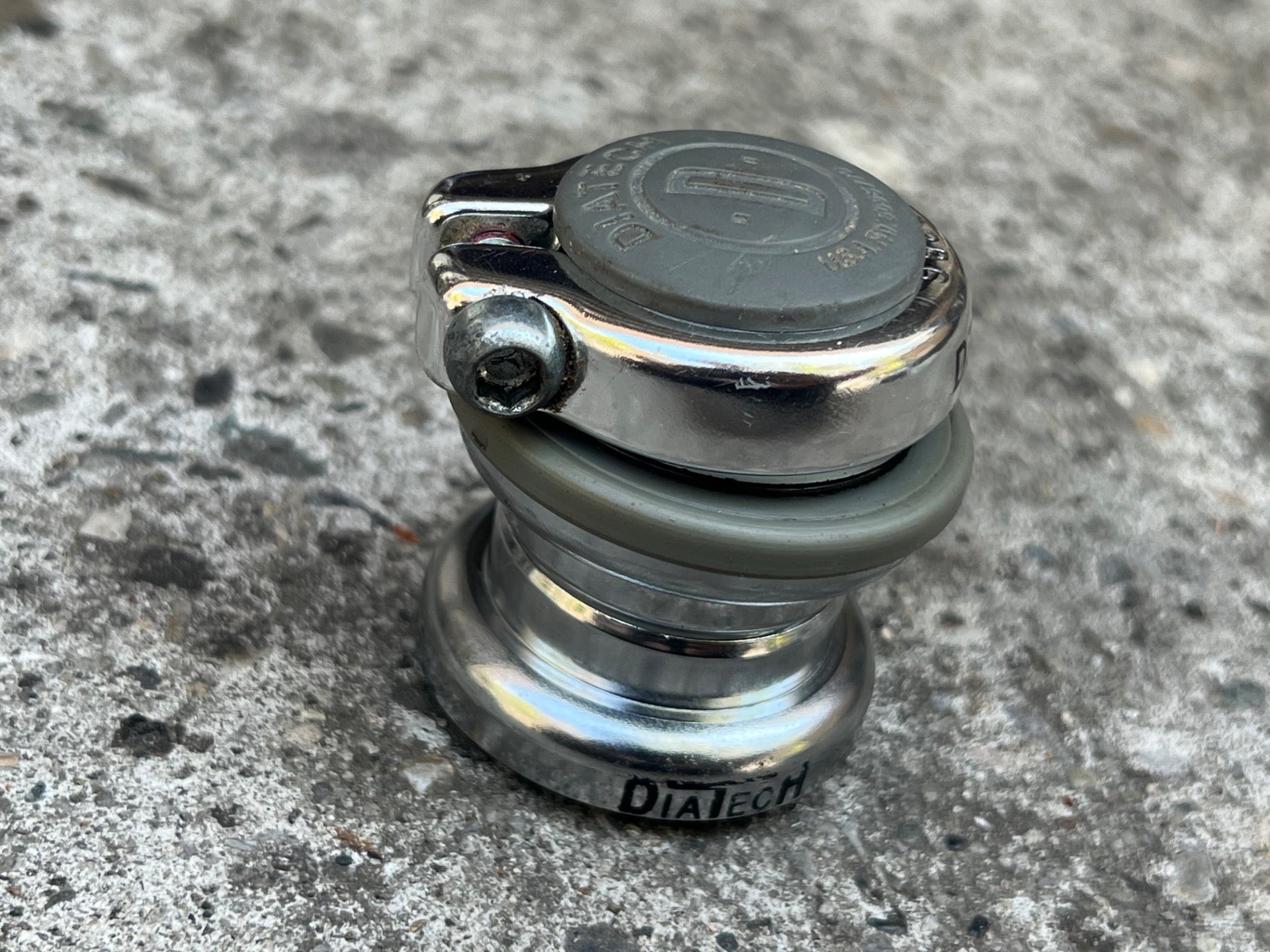 Dia-Tech 1 1/8” Threadless Headset Steel Vintage MTB Gravel Retro Chrome Steel  - Image 3