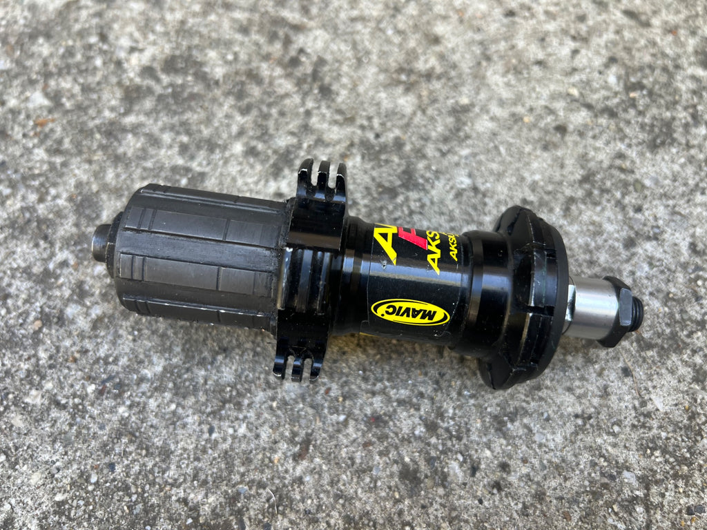 Mavic Aksium Race Rear Hub 20H Hole 130mm Black Red Yellow Road 11 Speed - Image 3