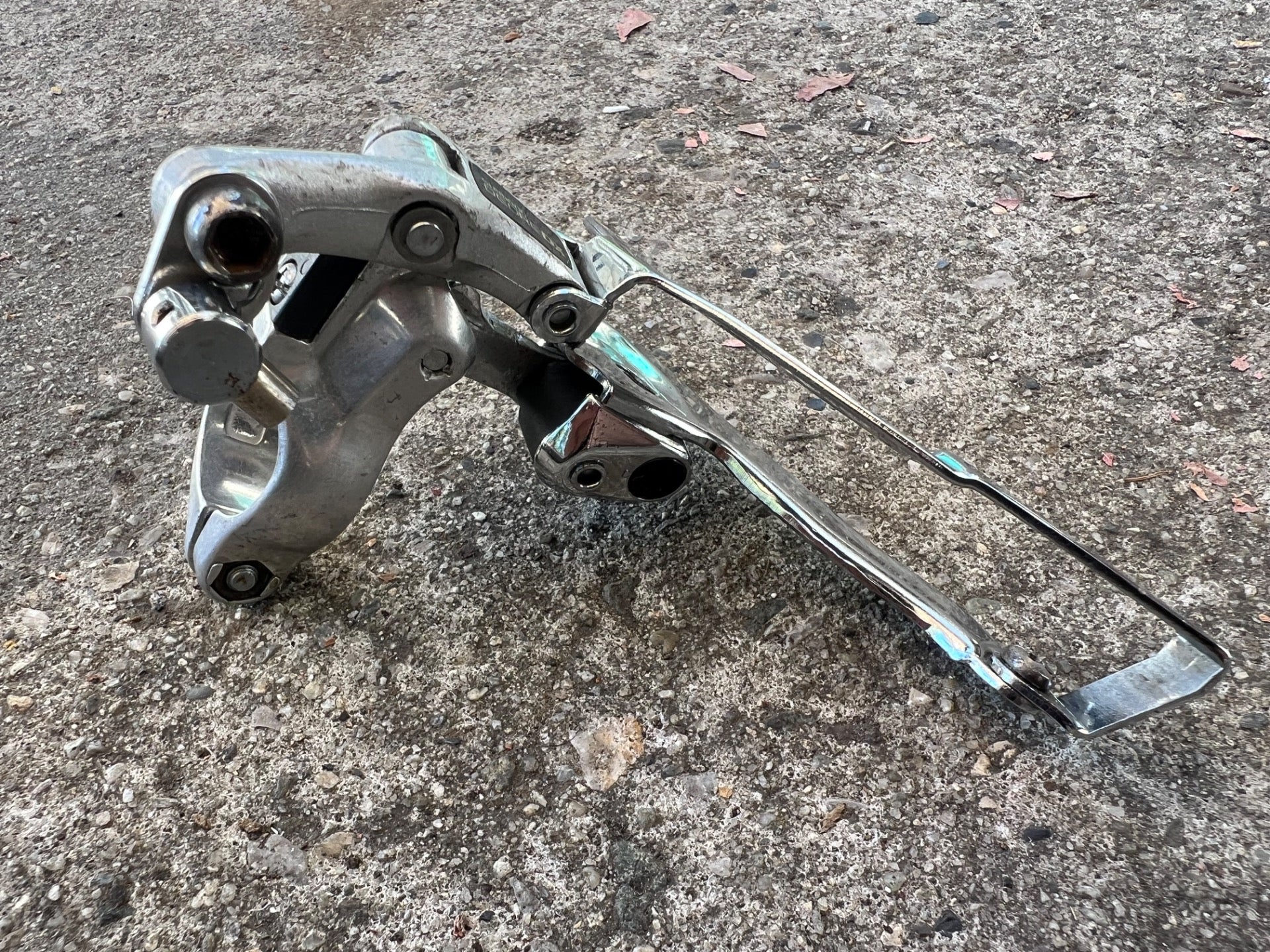 Shimano Deore DX FD-M650 31.8mm Bottom Pull Front Derailleur Triple Top MTB  - Image 3