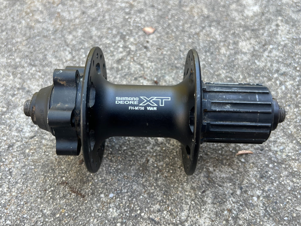 Shimano Deore XT FH-M756 Rear Hub 32H Hole 135mm 8/9/10 Speed MTB Disc 6 Bolt - Image 3