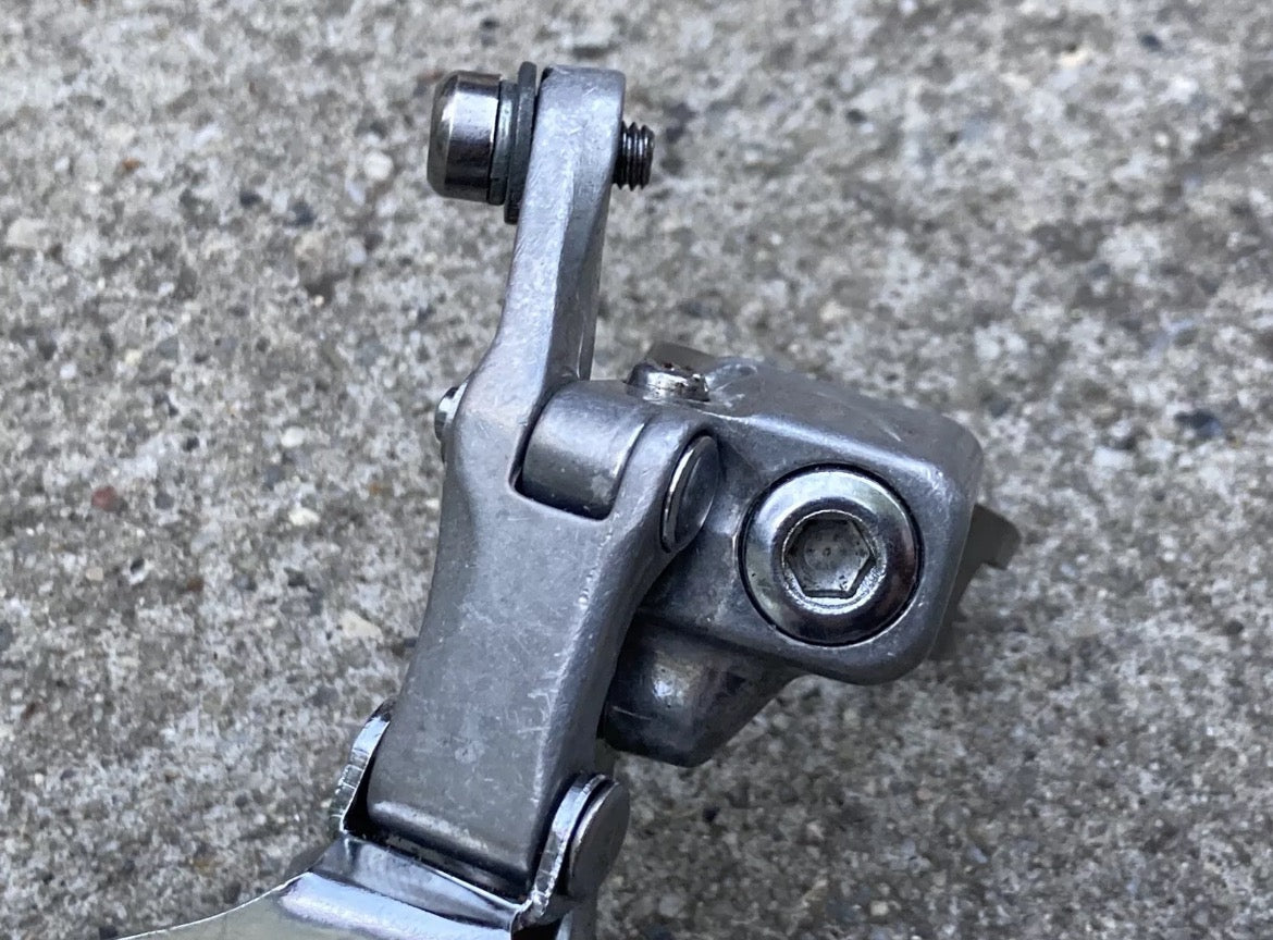 Shimano Deore FD-MT60 31.8mm Front Derailleur Bottom Pull Band Clamp Triple - Image 3