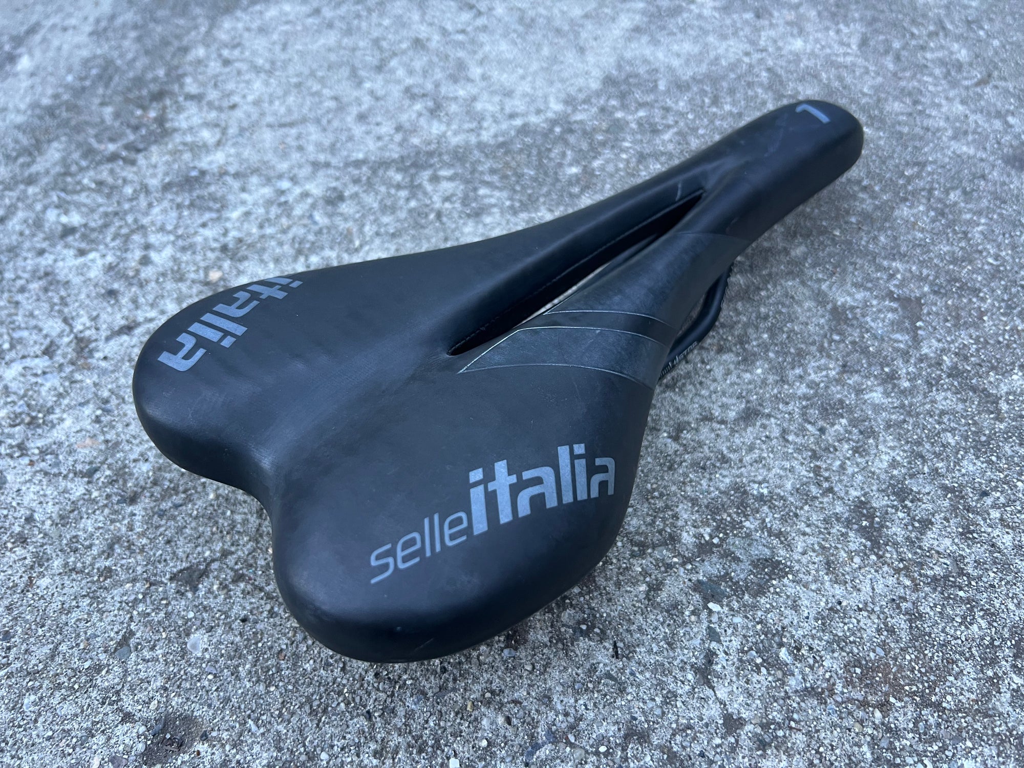 Selle Italia X1 Saddle Black MTB Mountain Road Gravel Bike 280x130mm