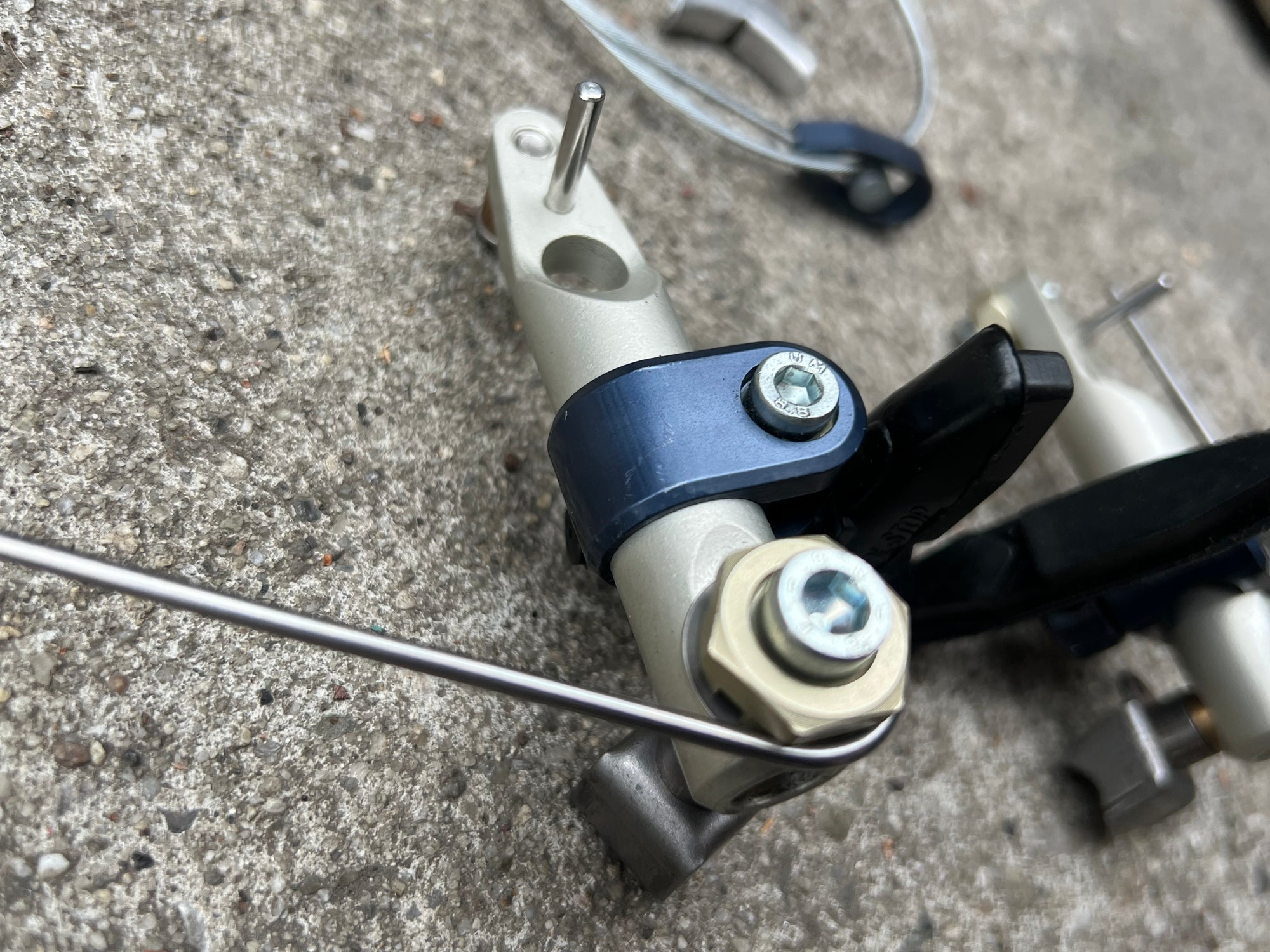 NOS WTB Speedmaster Cantilver Brakes Brake Set Vintage MTB Silver Blue
