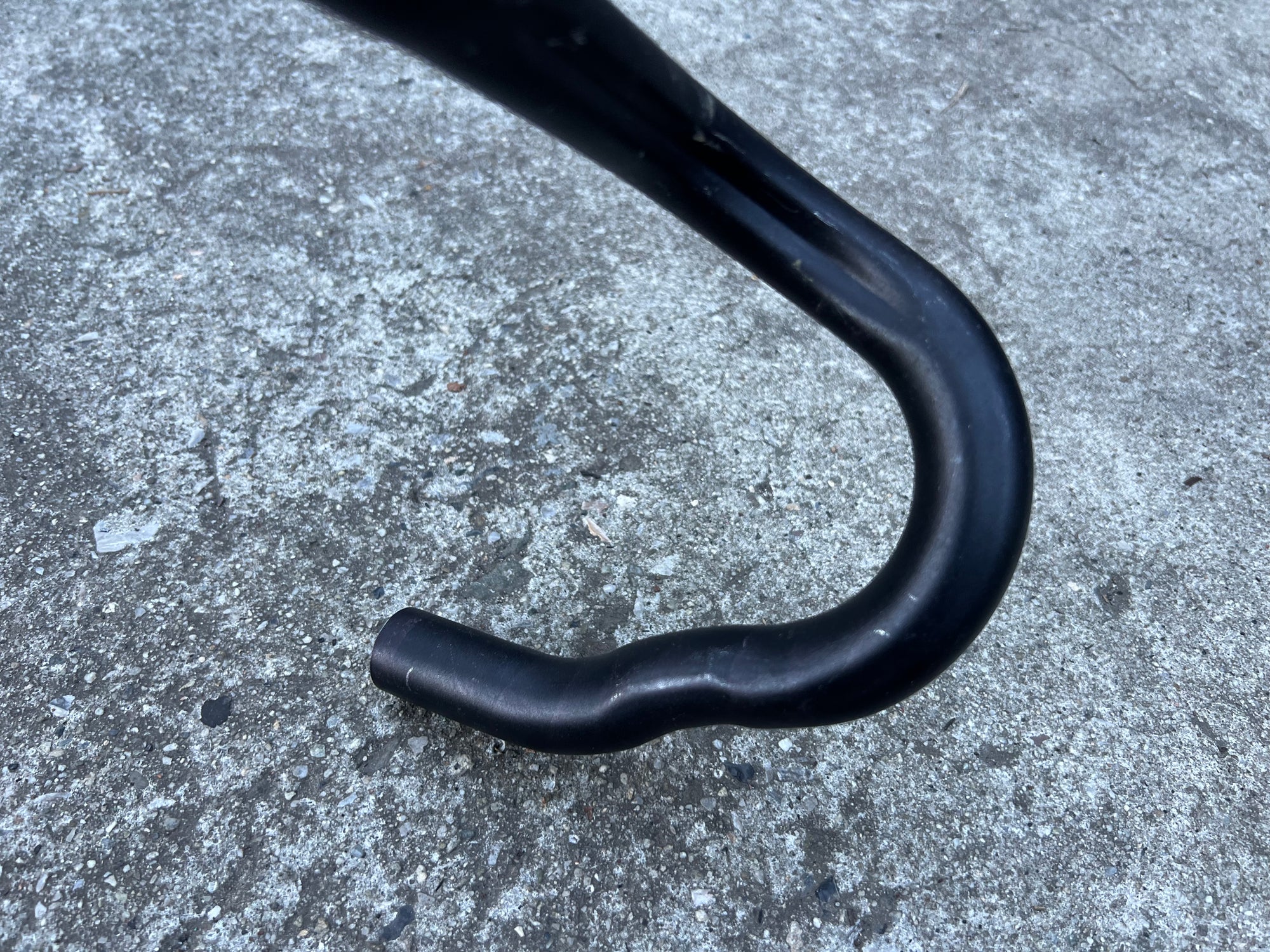 Salsa Poco 360mm 36cm 26.0 Black Road Bike Short Narrow Drop Bars