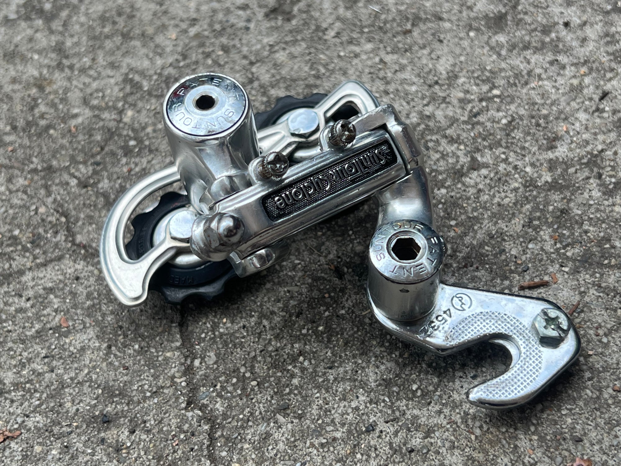 Suntour Cyclone MK1 5 Speed Silver Road Short Cage Vintage Rear Derailleur w Claw