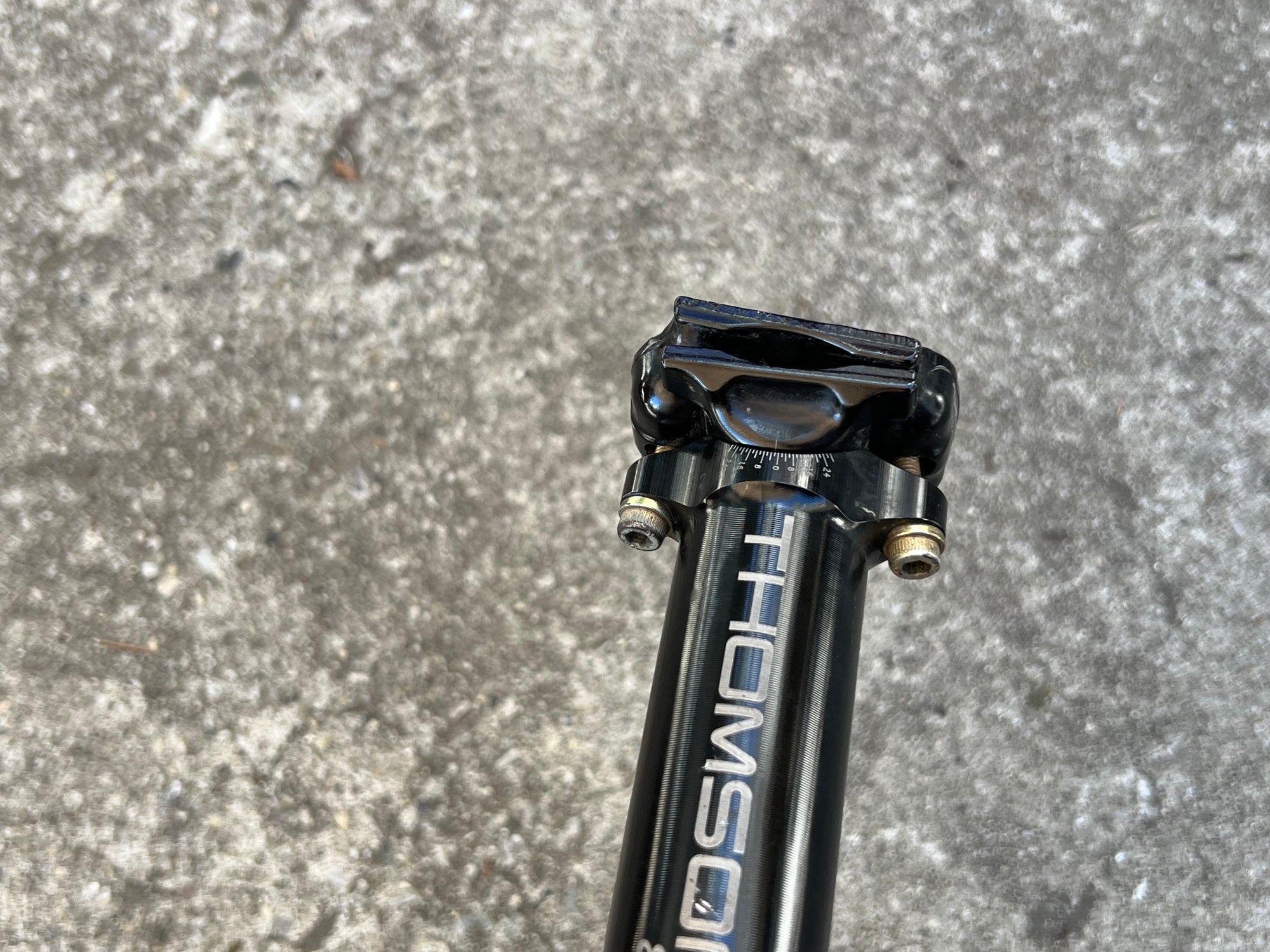 Thomson E127 30.9x410mm Seatpost Black MTB Mountain Bike Setback Uncut