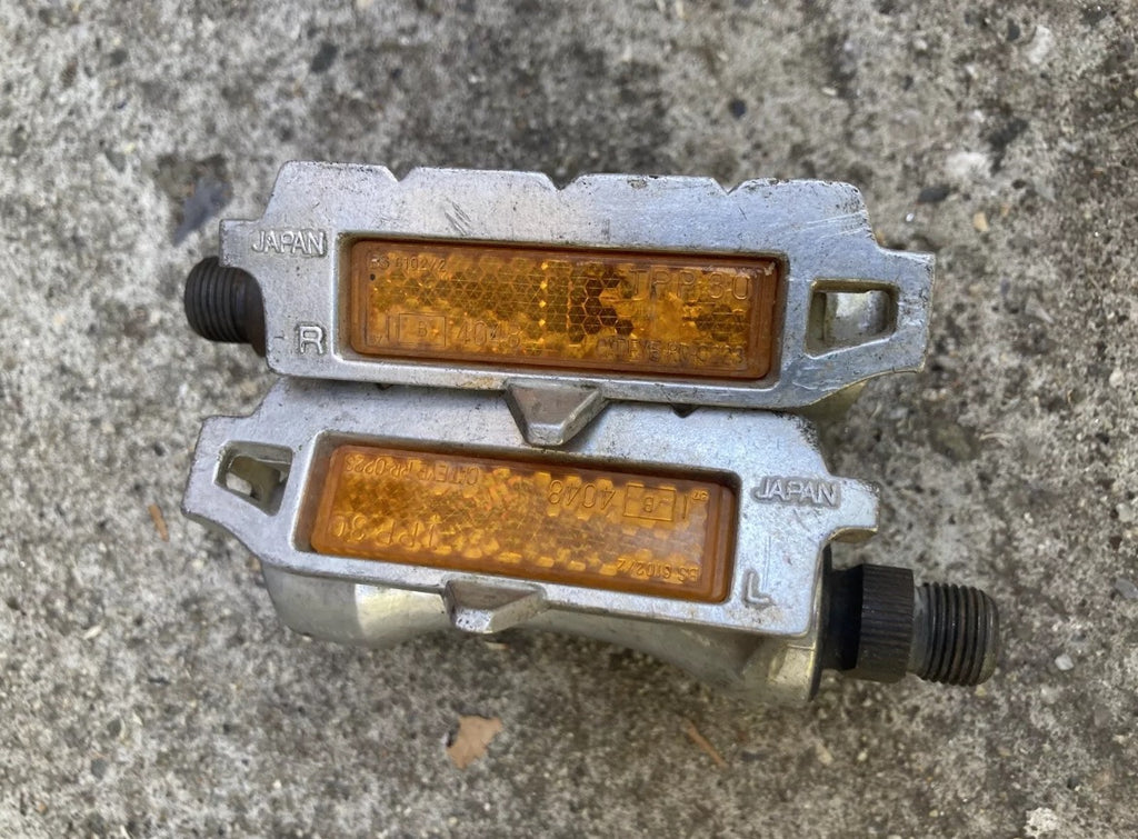 Vintage MKS AR-8 Pedals Road Bike Fits Toe Clips Silver Alloy Steel Retro Bike - Image 4