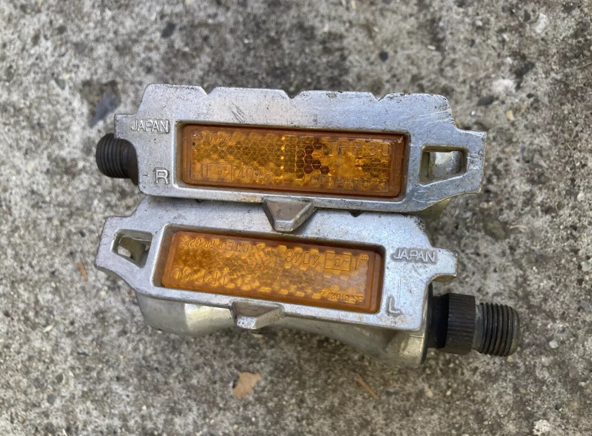 Vintage MKS AR-8 Pedals Road Bike Fits Toe Clips Silver Alloy Steel Retro Bike - Image 4