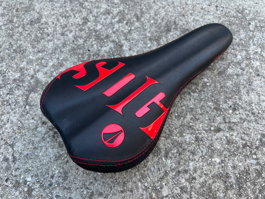 SDG Fly JR Black Red 125mm Kids Saddle MTB Mountain Bike Racing Kid’s - Image 4