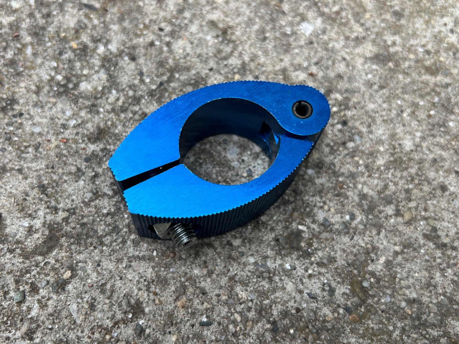 NOS Strong 25.4mm BMX Seatpost Clamp Hinged Hinge Bolt On Blue Retro OG 80’s - Image 4