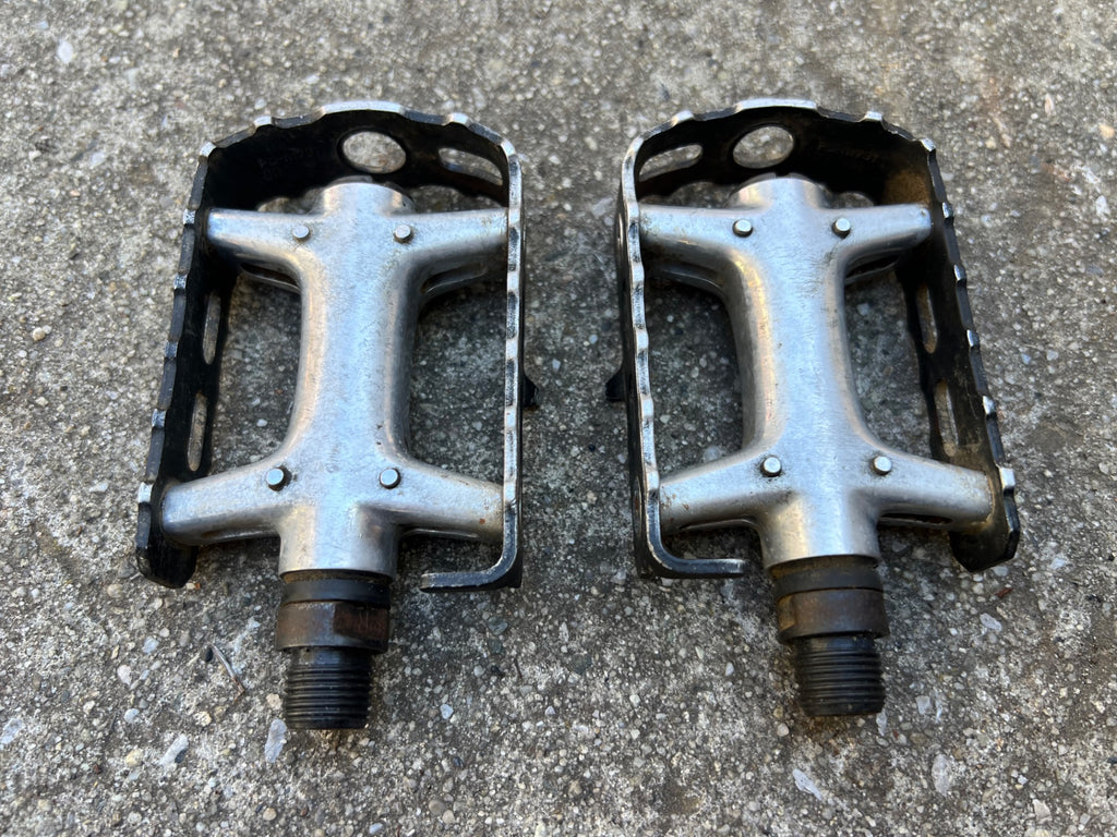 Used Shimano PD-M731 Platform Flat Pedals Vintage MTB Mountain Bike Retro Black Gray-Bicycle Bin