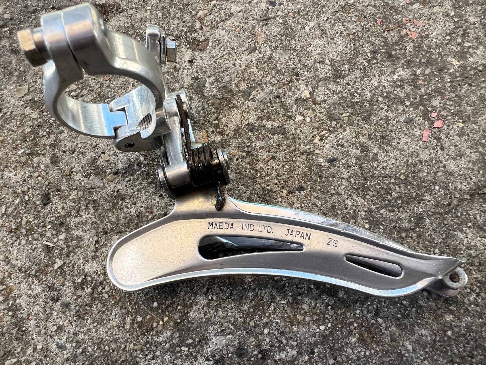 VGC Suntour Mountech Front Derailleur 28.6mm Vintage MTB ATB Triple Bottom Pull  - Image 4