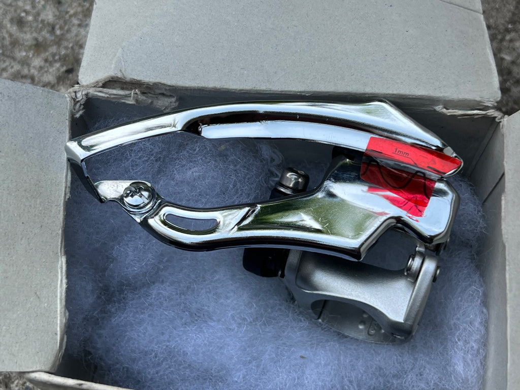 NOS Shimano Deore XT FD-M750 28.6mm Bottom Pull Low Clamp Front Derailleur Retro - Image 4