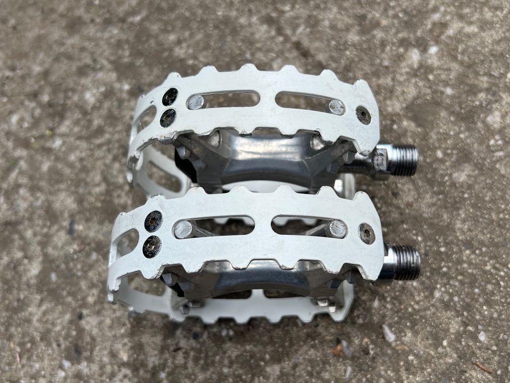 Suntour XC-II White 9/16” Pedals Vintage Retro Bike Mountain MTB ATB XC2  - Image 4