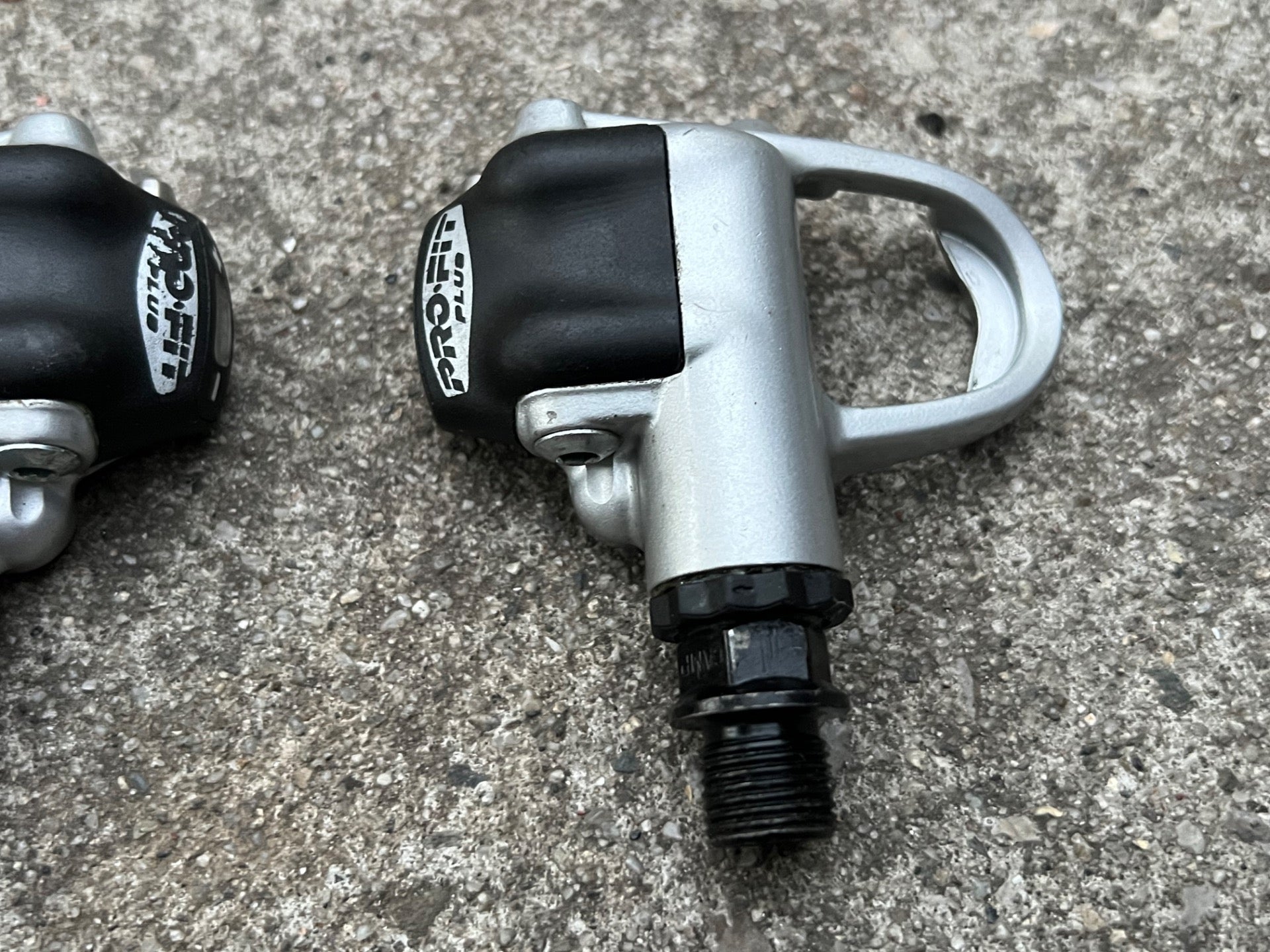 Campagnolo Centaur Clipless Pedals Pro Fit Vintage Road Gravel Bike Gray  - Image 4