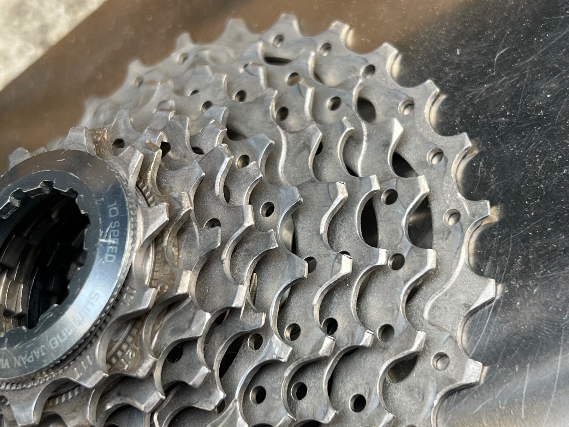 Shimano Ultegra CS-6700 11-28T 10 Speed Cassette Road Bike Wide Range Gravel  - Image 4