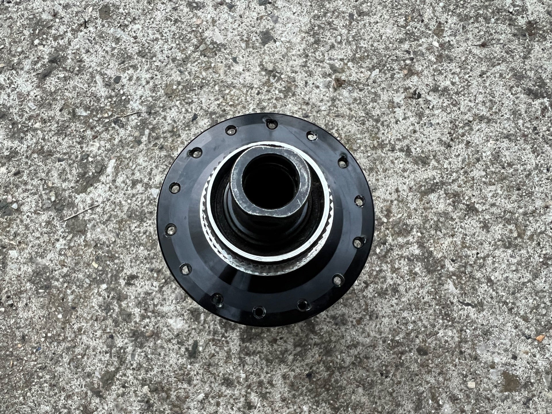 Incomplete Shimano FH-MT510-B 12x148mm 28 Hole Rear Hub MTB Black Mountain Bike  - Image 4