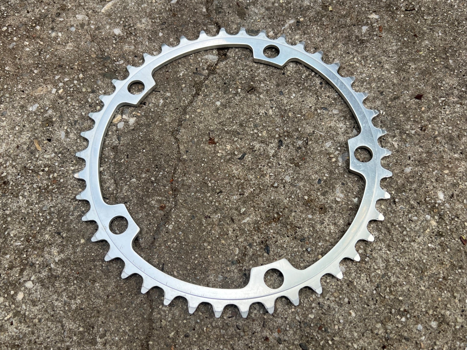 VGC Specialized 144 BCD 42T Chainring Silver Road Vintage Retro Track 5 Bolt  - Image 4