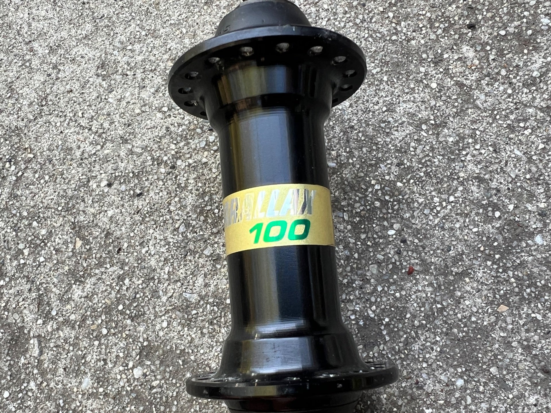 Shimano Deore LX 32H Hole HB-M564 Front Hub & Quick Release Vintage MTB Black  - Image 4