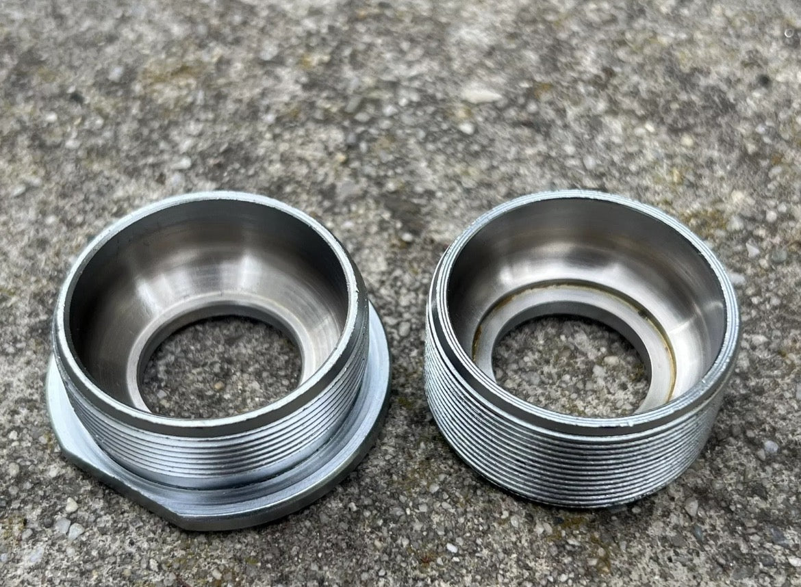 NOS NEW Shimano Cup & Cone Bottom Bracket Cups BSA Thread 1.37x24 Square Taper - Image 4