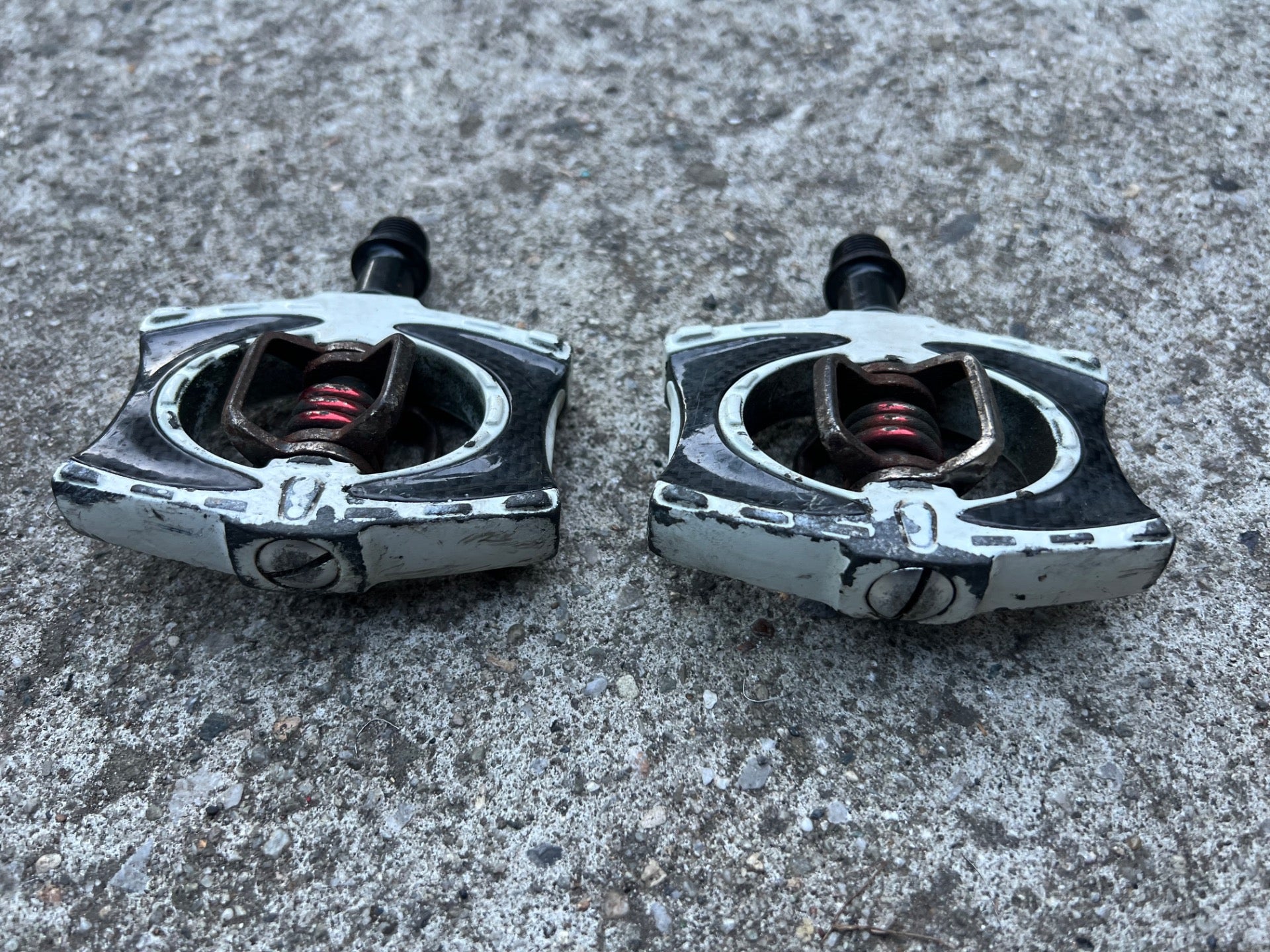 Crankbros Acid Carbon Clipless Pedals White Black MTB Gravel Pair Crankbrothers  - Image 4