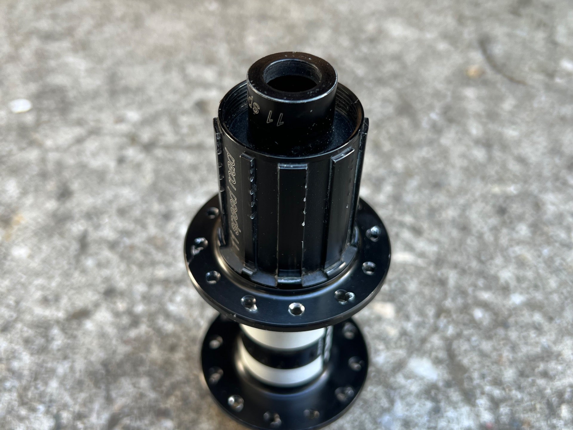 DT Swiss 350 12x142mm 24H 11 Speed Shimano Centerlock Disc Rear Hub Road Black - Image 4