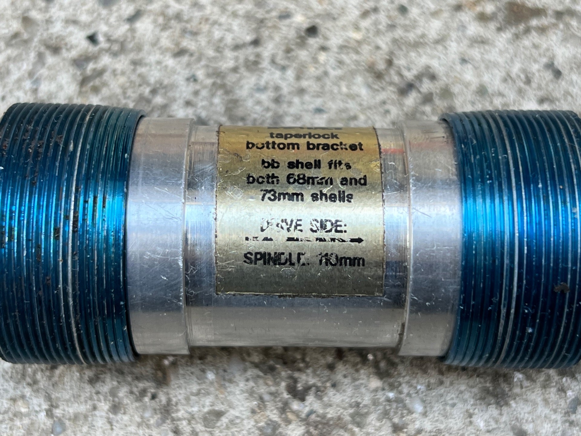 Raceface Titanium Taperlock Bottom Bracket 110mm English Thread 68/73mm Vintage  - Image 4