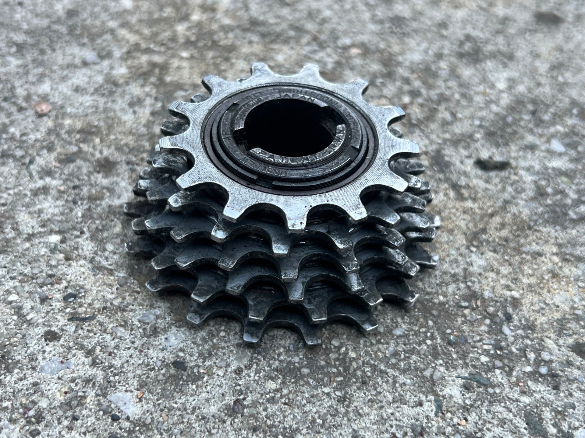 Suntour 13-18T 6 Speed Freewheel Vintage Road Bike Triathlon Race Short Range  - Image 4