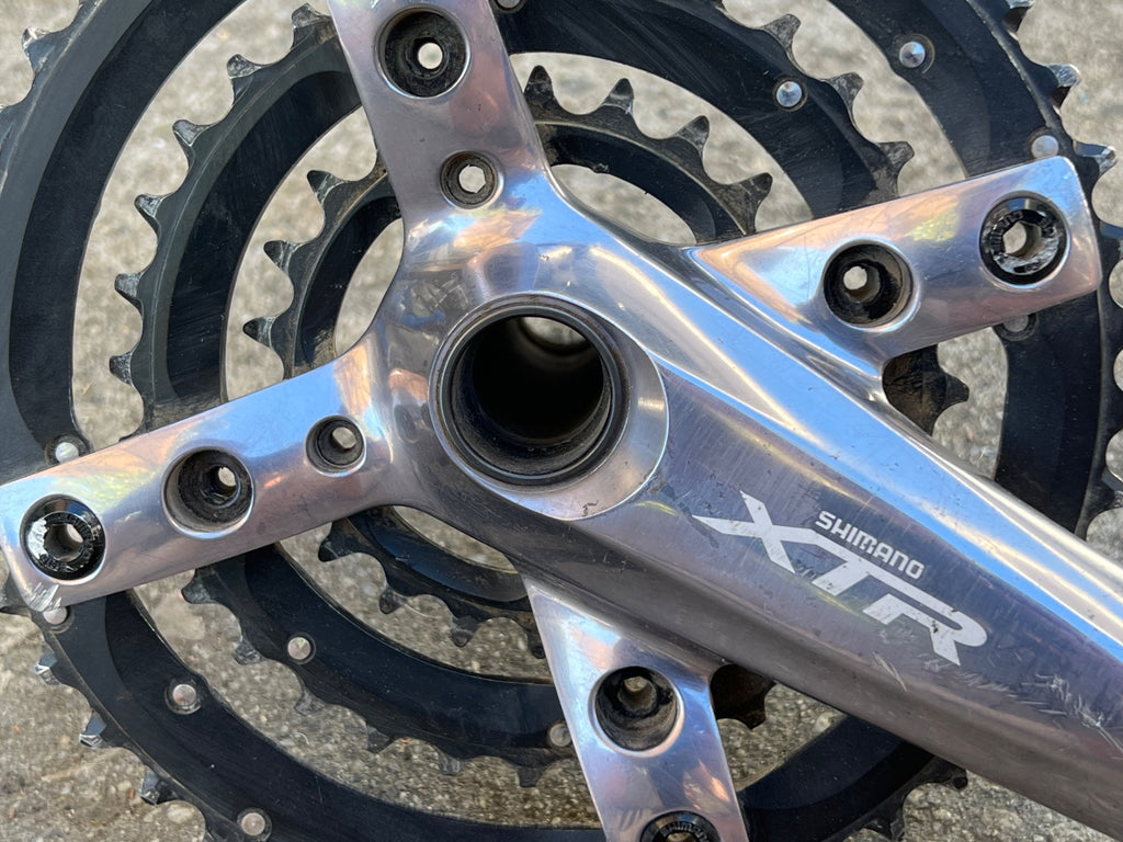 Shimano XTR FC-M960 22-32-44T 175mm Crankset Triple MTB 24mm Spindle Hollowtech  - Image 8