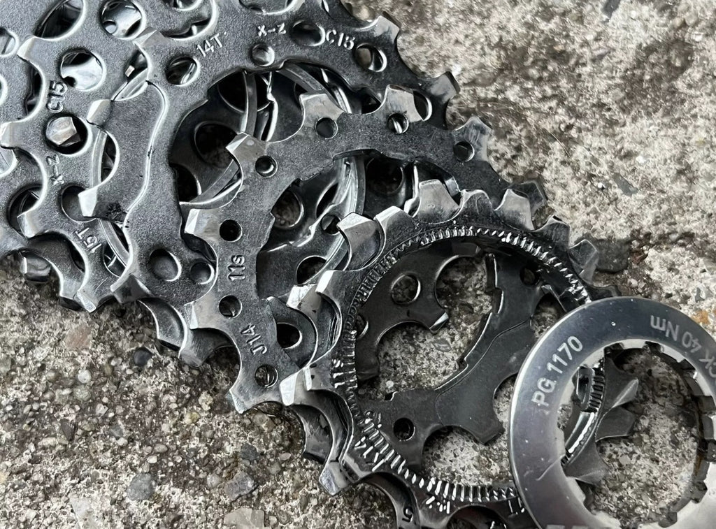 SRAM PG 1170 11 Speed Cassette 11-28T Road Gravel Touring CX Bike Silver Chrome - Image 4
